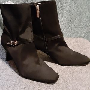 Bandolino BDHowley black boots